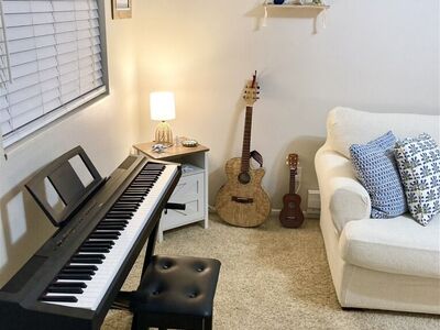 Piano, Guitar, Ukulele Lessons