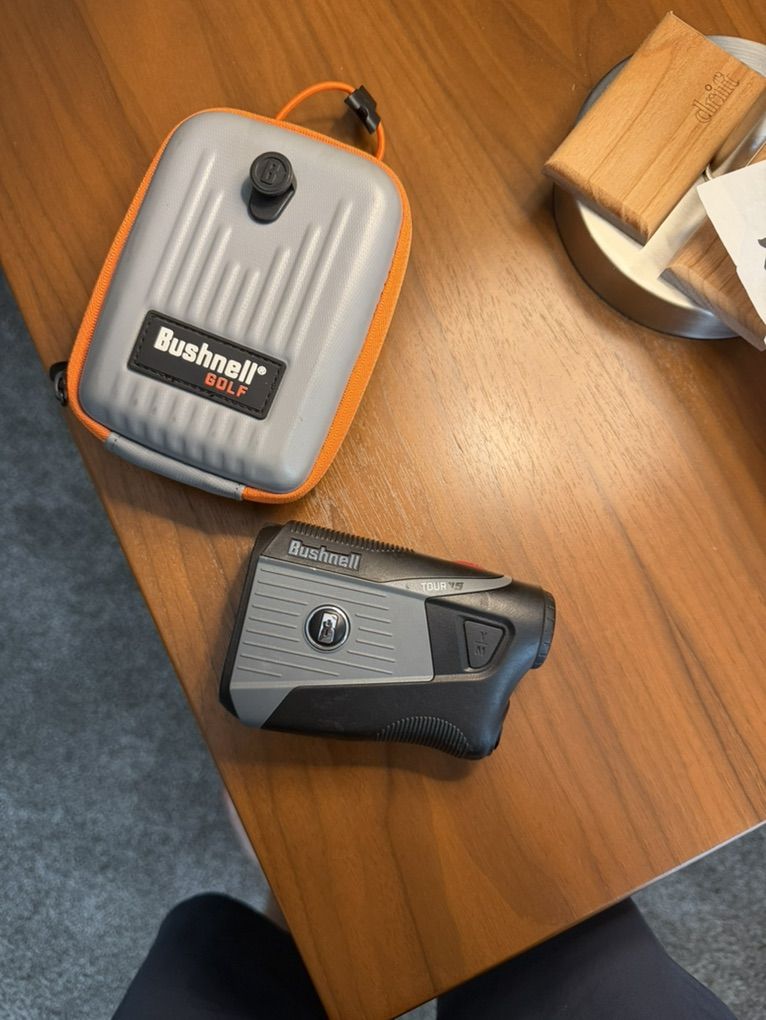 Bushnell V5 Rangefinder