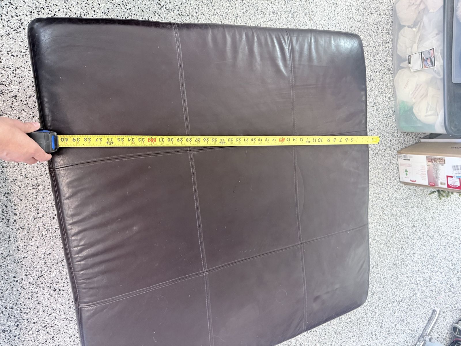 Main image 3