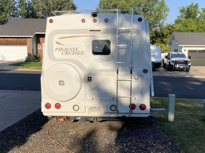 2009 Phoenix Cruiser 2100 Slide-Out Class B+ Motorhome $37,900 OBO Evanston, WY (82930)