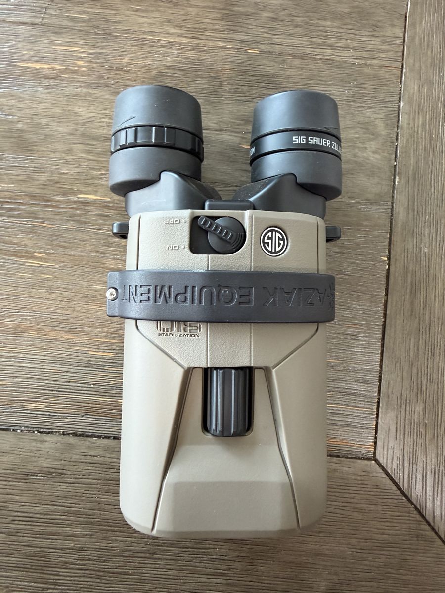 Sig Sauer Zulu6 HDX 12x42 Image Stabalizing Binocu