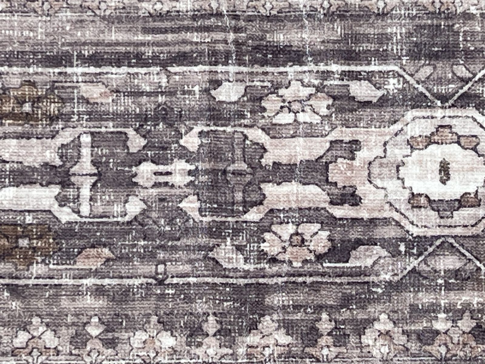 Main image 7