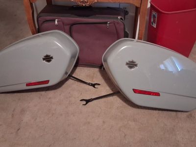 Harley saddle bags