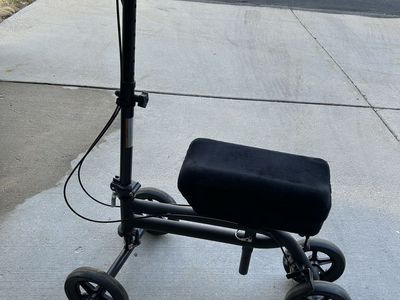 Knee Rover All-Terrain Knee Scooter Crutch Alternative with Shock Absorber - Black