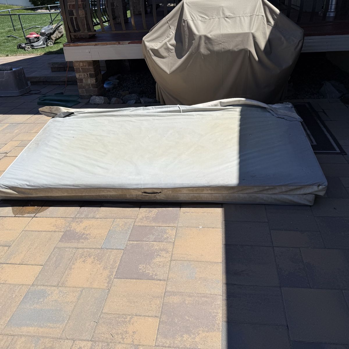 Spa cover - FREE