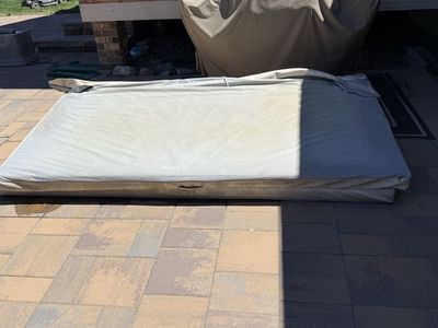 Spa cover - FREE