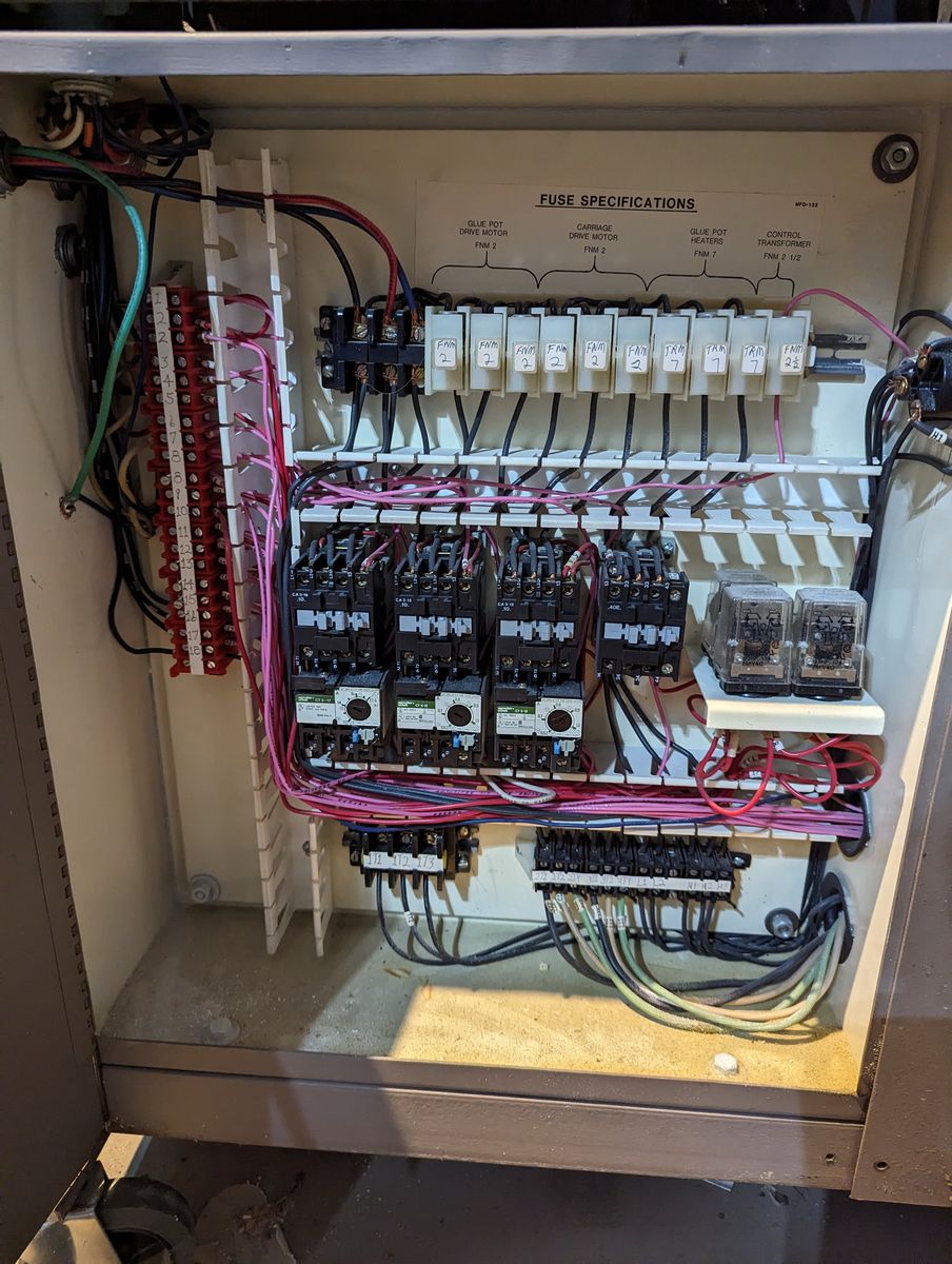 Main image 6