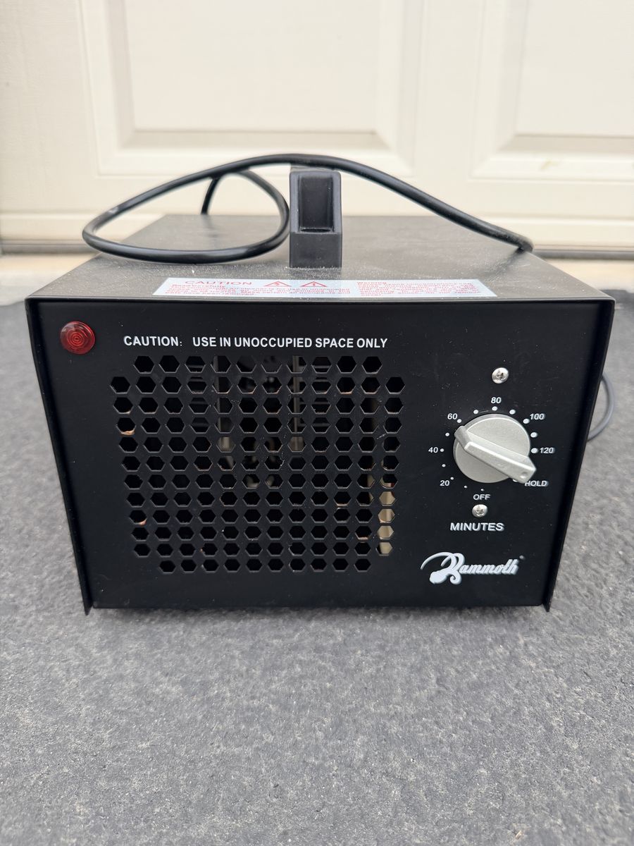 Mammoth Commercial Ozone Generator Air Purifier Model 7000-OG