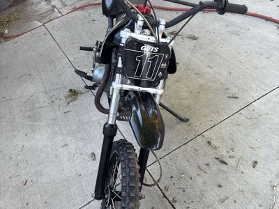Pit bike