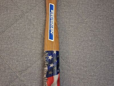 Brand new 18 Oz brick hammer