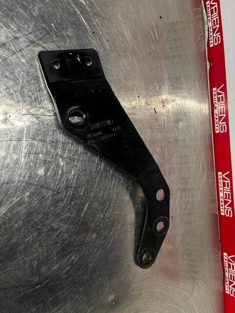 Kenworth Bracket for a Peterbilt Paccar