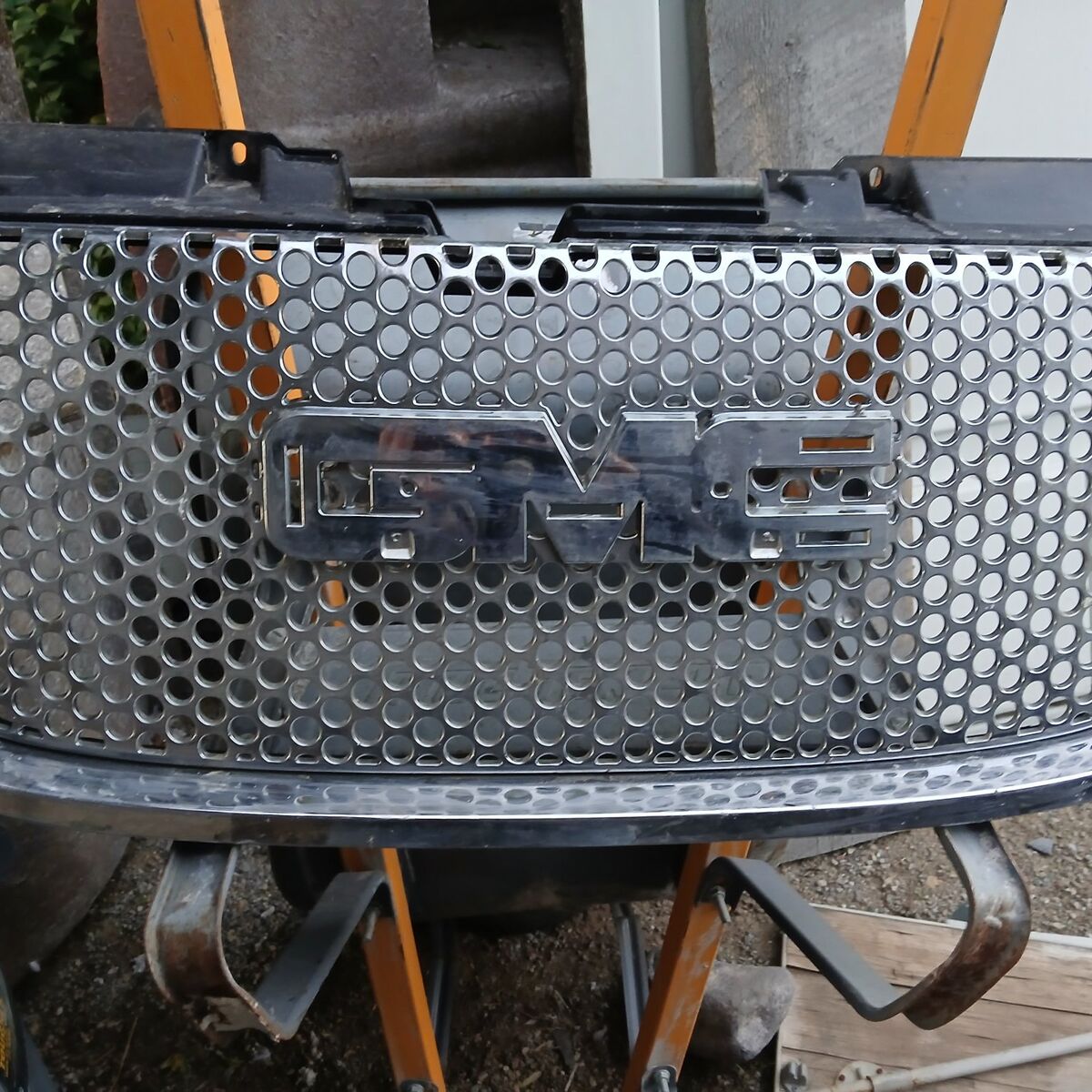 Grill 2007-2014 GMC Yukon/Denali