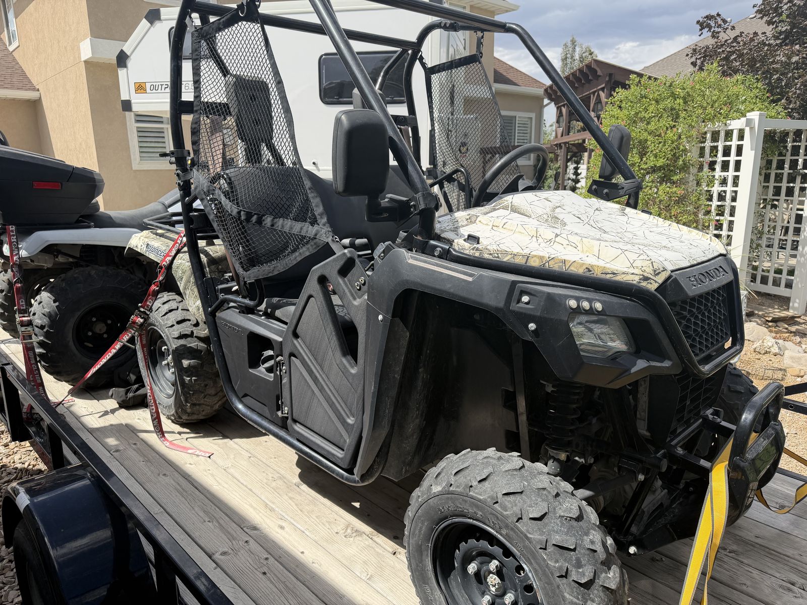 2018 Honda Pioneer 500 4x4 – Low Miles – Camo