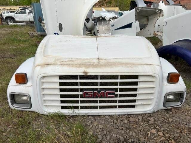 GMC C6500 Hood