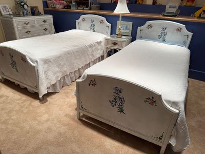 Vintage Metal Twin Beds