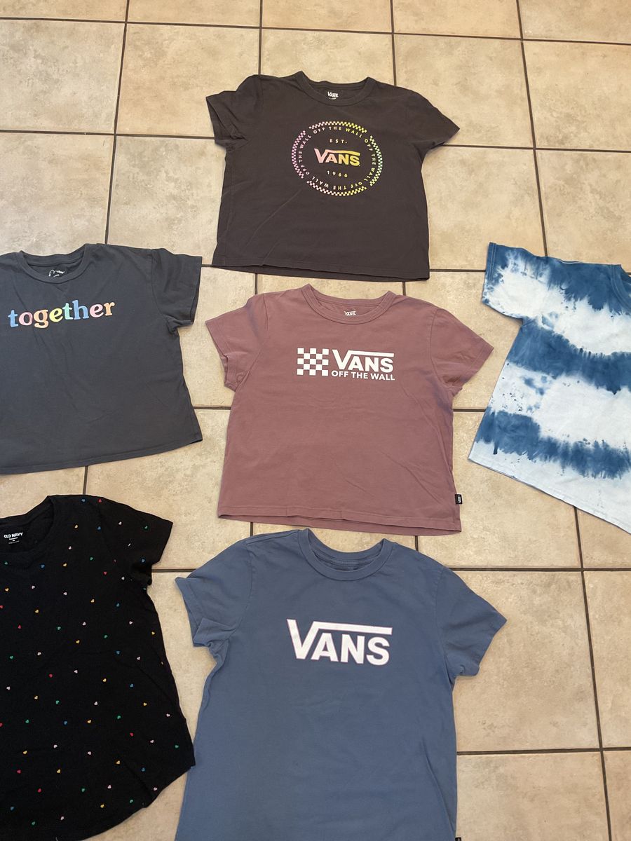 (6)  10/12   T-Shirts