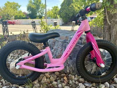 12” Specialized Hot Walk Balance Bike