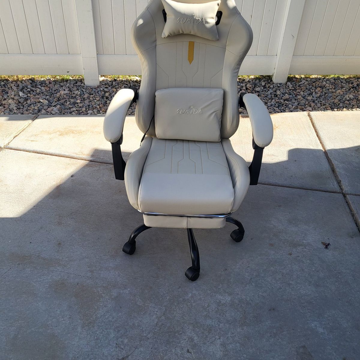 Gaming Chair w/Footrest & Lumbar