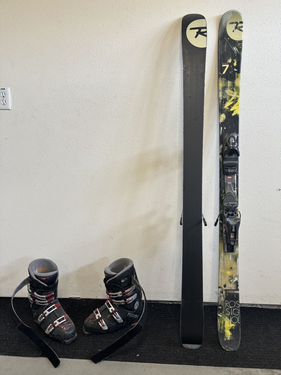 Rossignol Smash 7 Skis/Bindings and Technica Boots