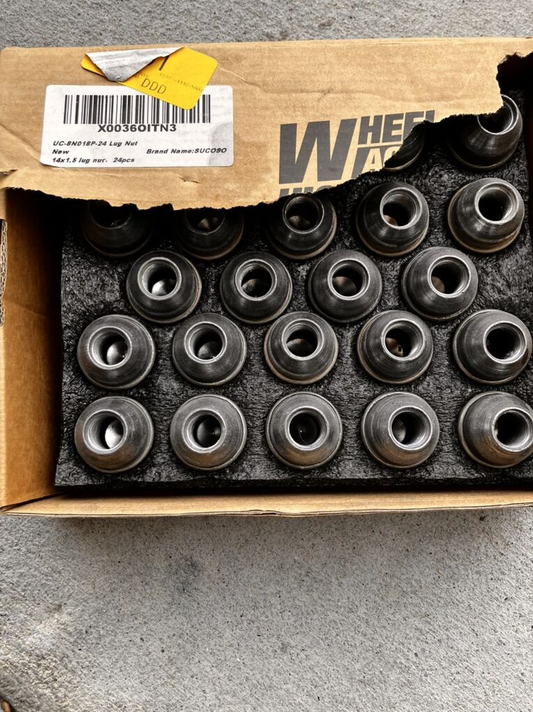 Ford F150 Lugnuts