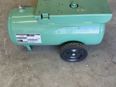 Air tank