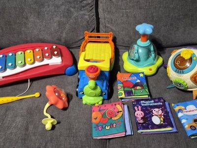 Toddler / baby toy lot selling all together, toys work great.