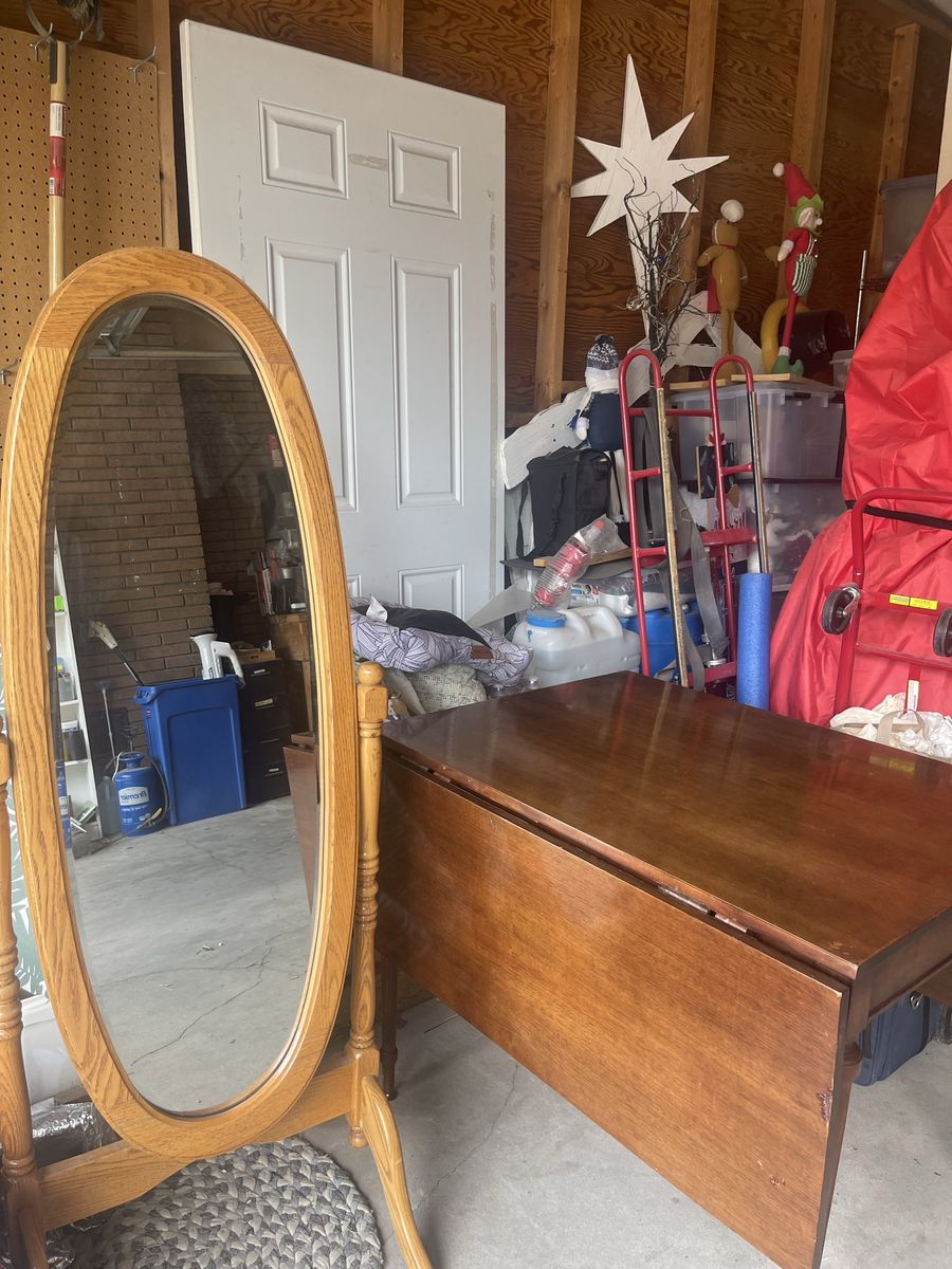 Yard sale West Valley