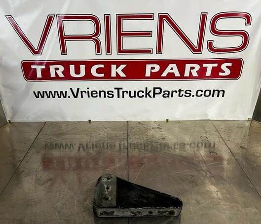 Kenworth W900 Right Crossmember