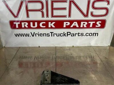 Kenworth W900 Right Crossmember