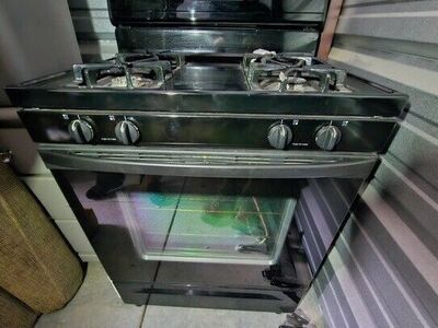 Whirlpool Gas Range/Oven