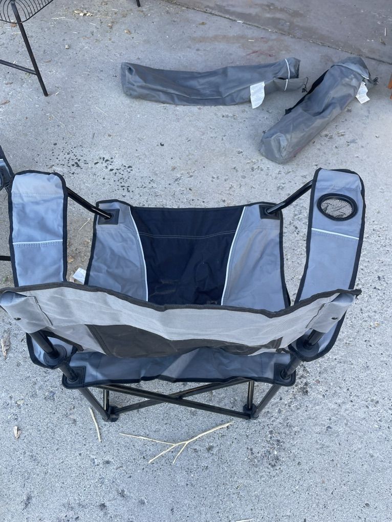 Set of camping chairs like new