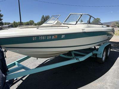 Ski Boat - 302 Ford Motor, Less than 200 Hours, New Cover, Runs Great