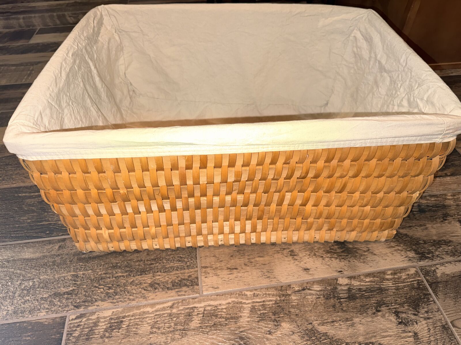 Big Wicker basket 24x18”