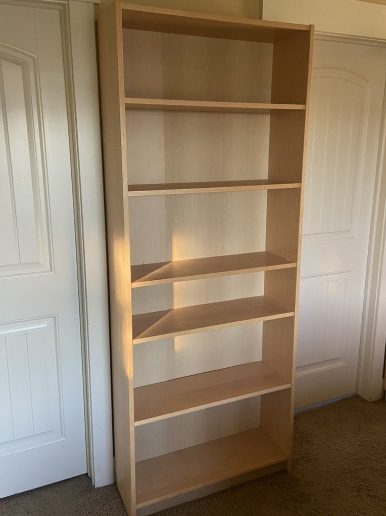 IKEA BILLY Shelves / Bookcases (3)