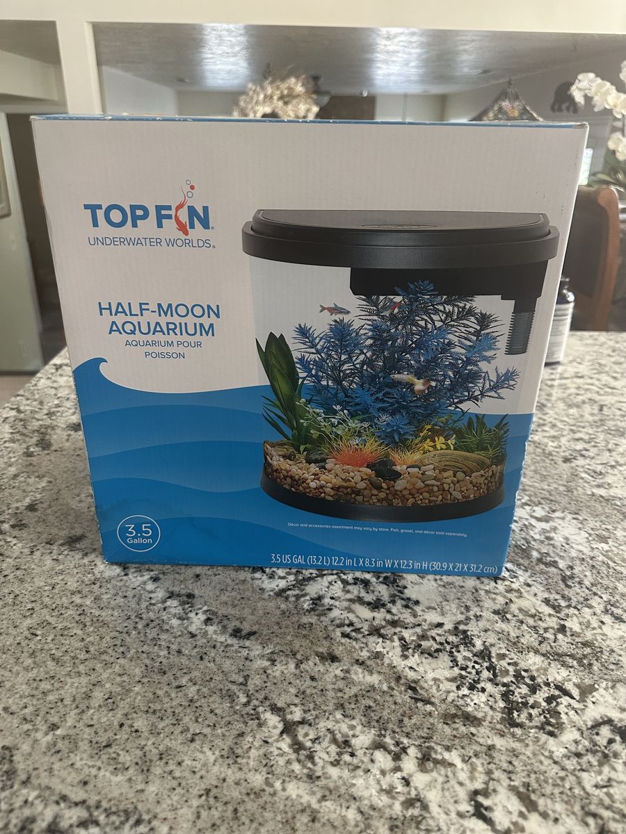 New Top Fin Half Moon Aquarium 