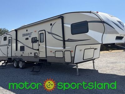 2015 Keystone Hideout 308BH Rear Bedroom