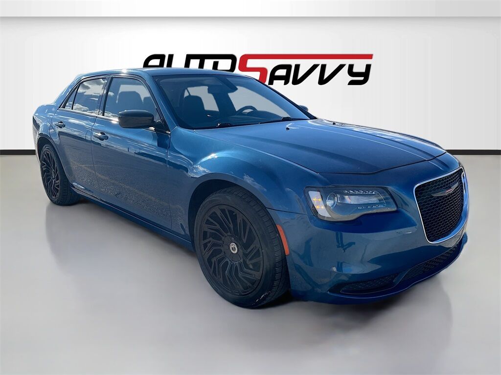 2022 Chrysler 300 Touring