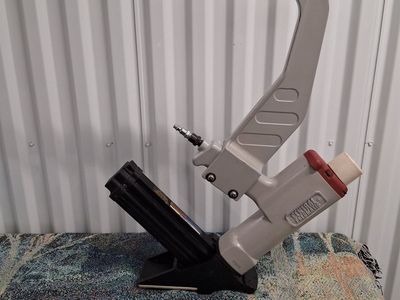 central pneumatic floor cleats nailer