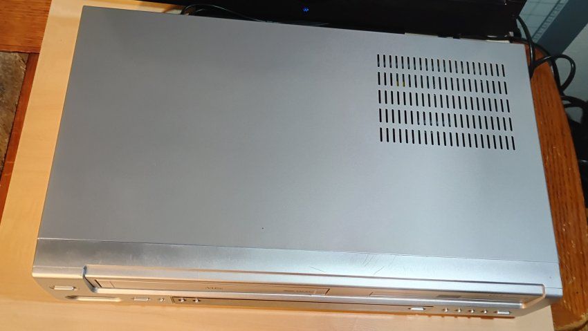 Main image 7