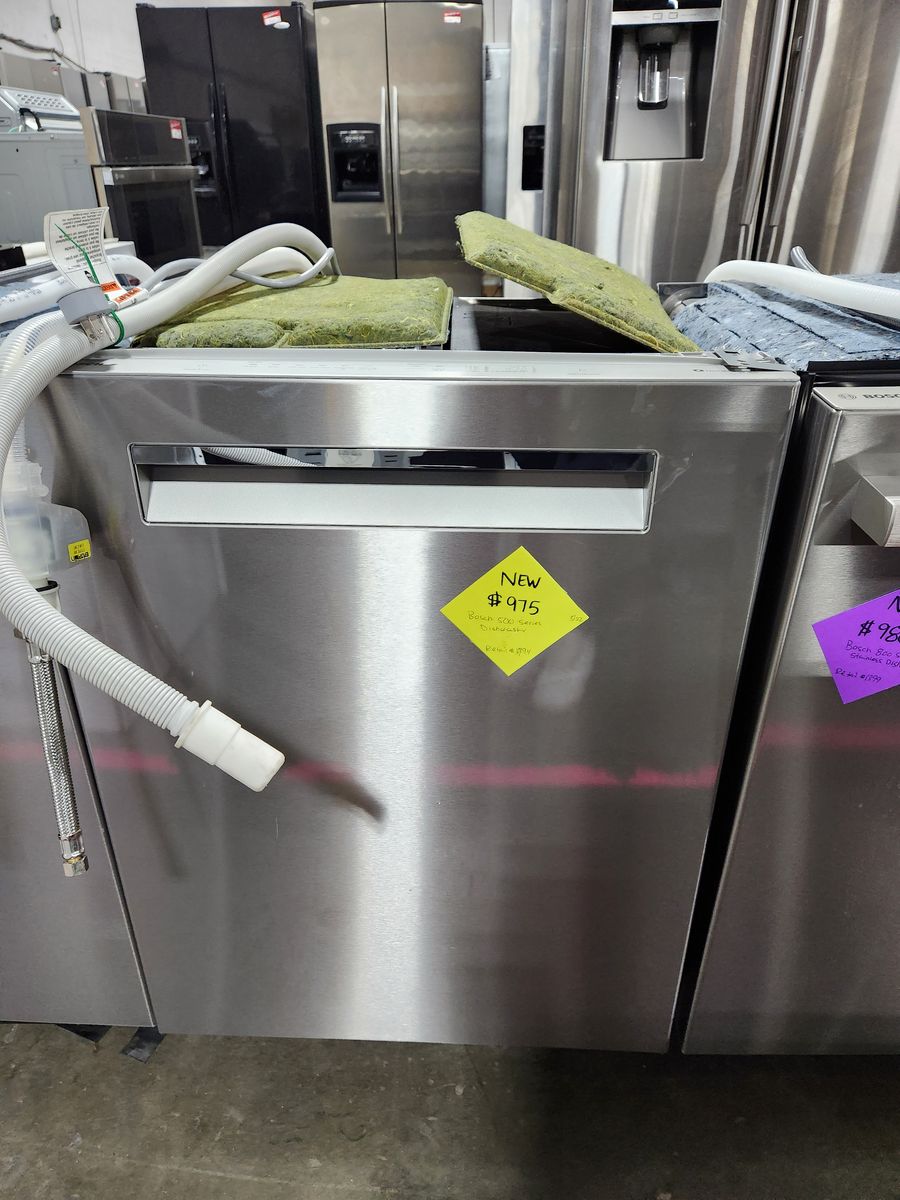 BEAUTIFUL BRAND NEW! BOSCH 500 SERIES STAINLESS DISHWASHER