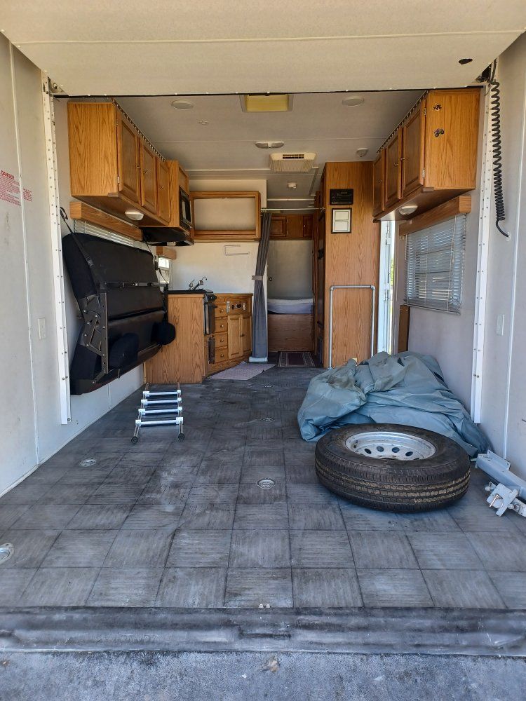 2006 Toy Hauler