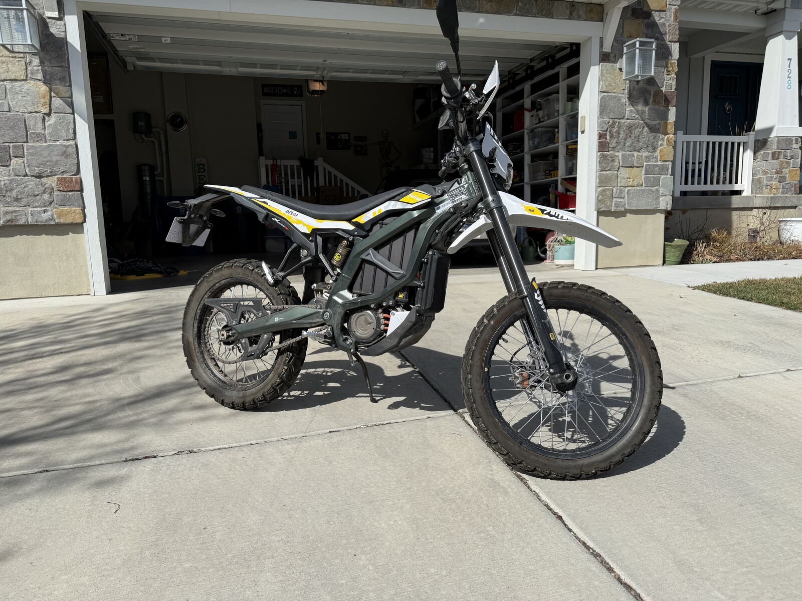 Surron Ultra Bee 21KW Street Legal Kit