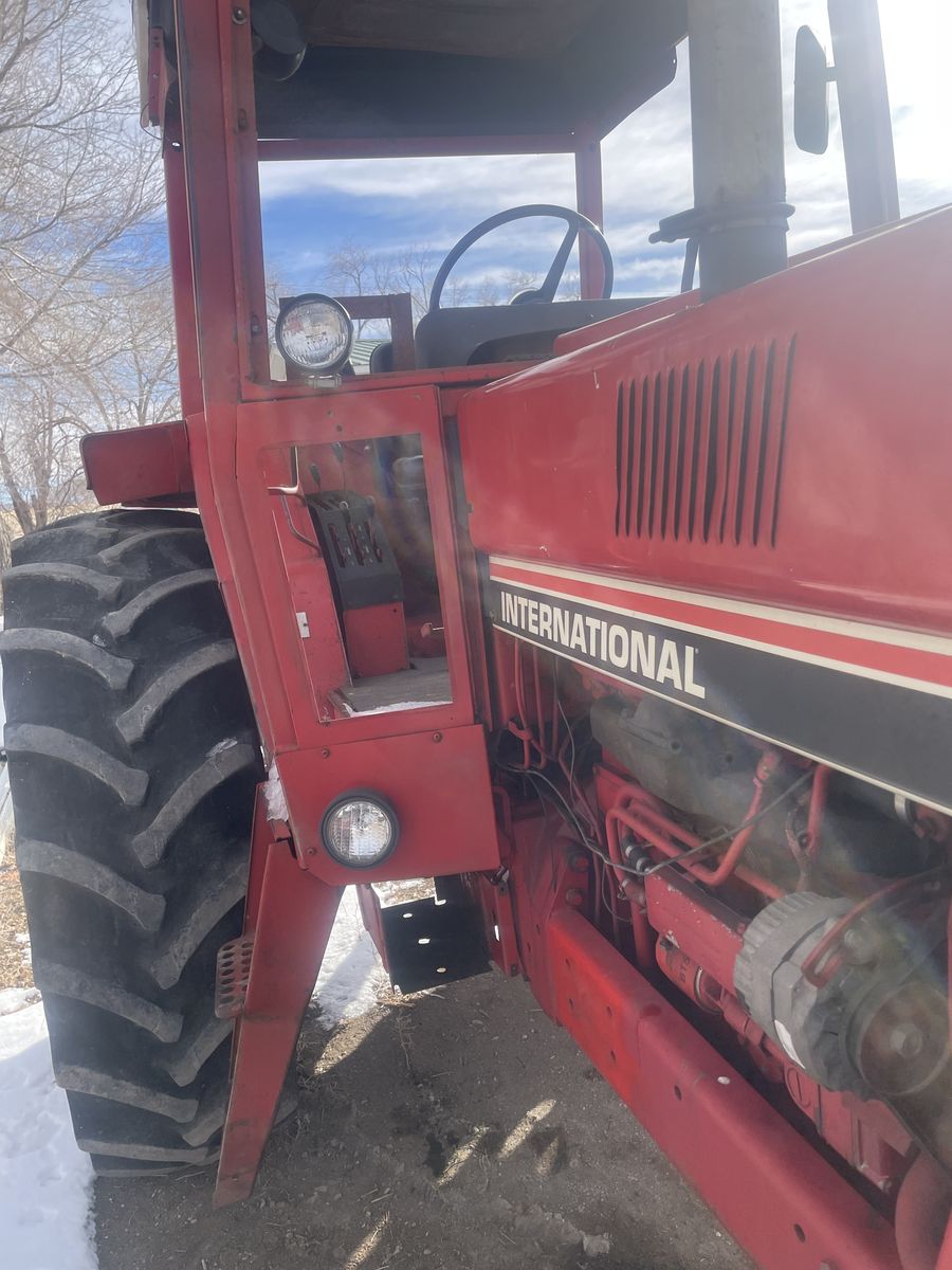 Ih 786 tractor