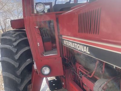 Ih 786 tractor