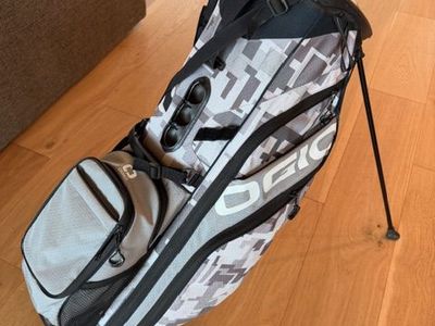 Ogio Woode Cart Bag in Cyber Camo