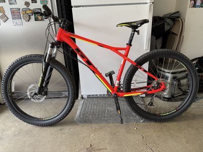 GT Pantera Mountain Bike – Large Frame – Fat Tires – Great Condition!