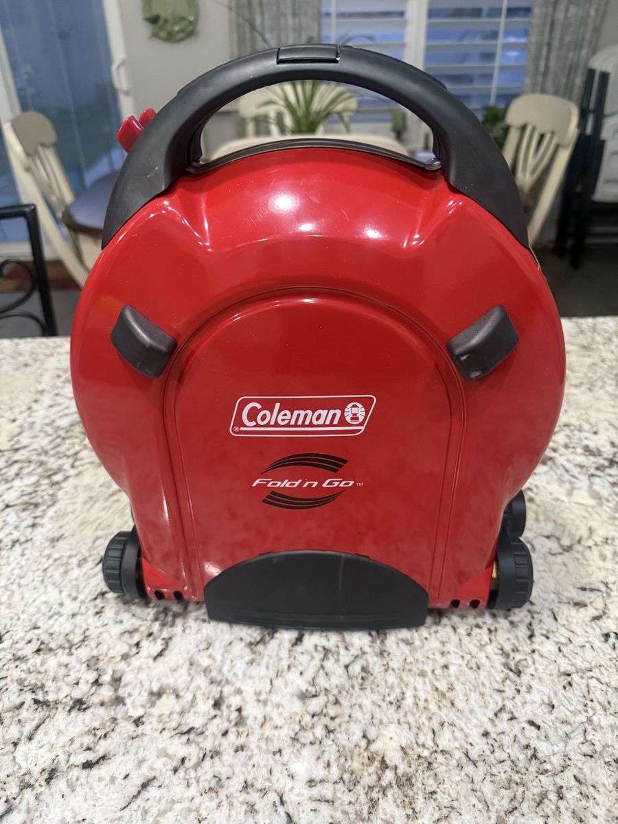 Co;eman camp stove