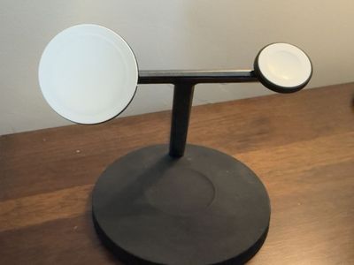 Belkin BoostCharge Pro 3-in-1 MagSafe Wireless Charging Stand (15W) - Excellent Condition