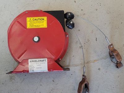 Retractable Grounding Wire