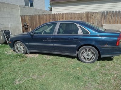 2001 Volvo S80 T6 $400
